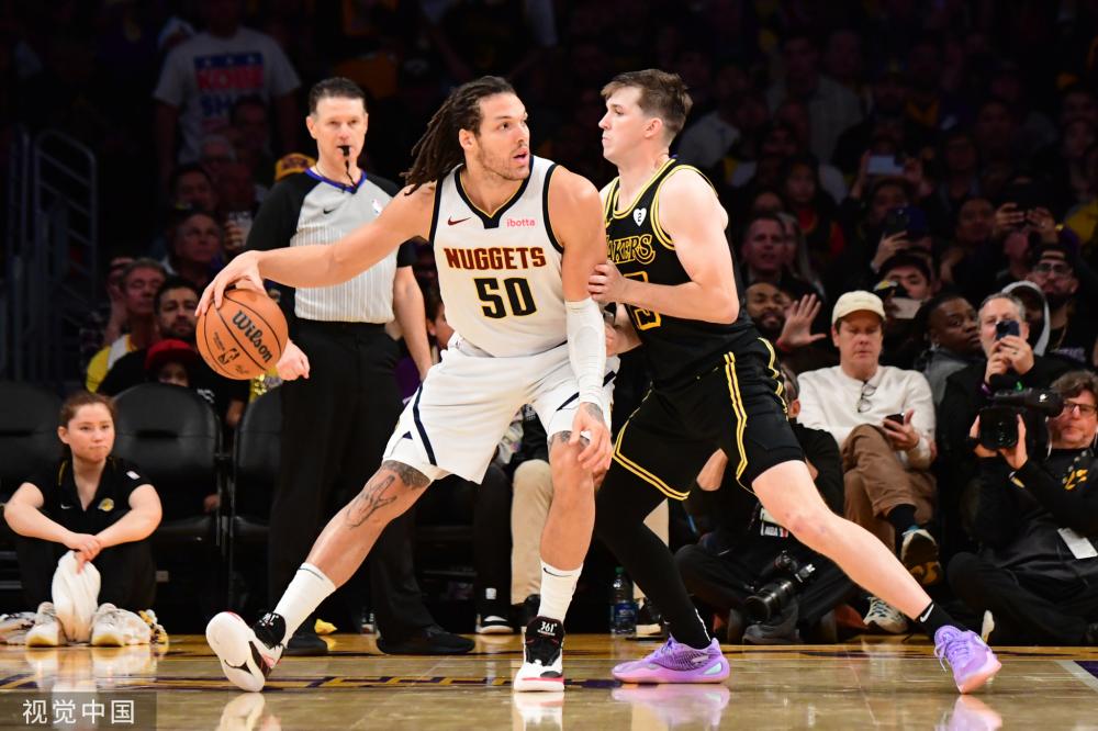 李新翔在采 李新翔在采