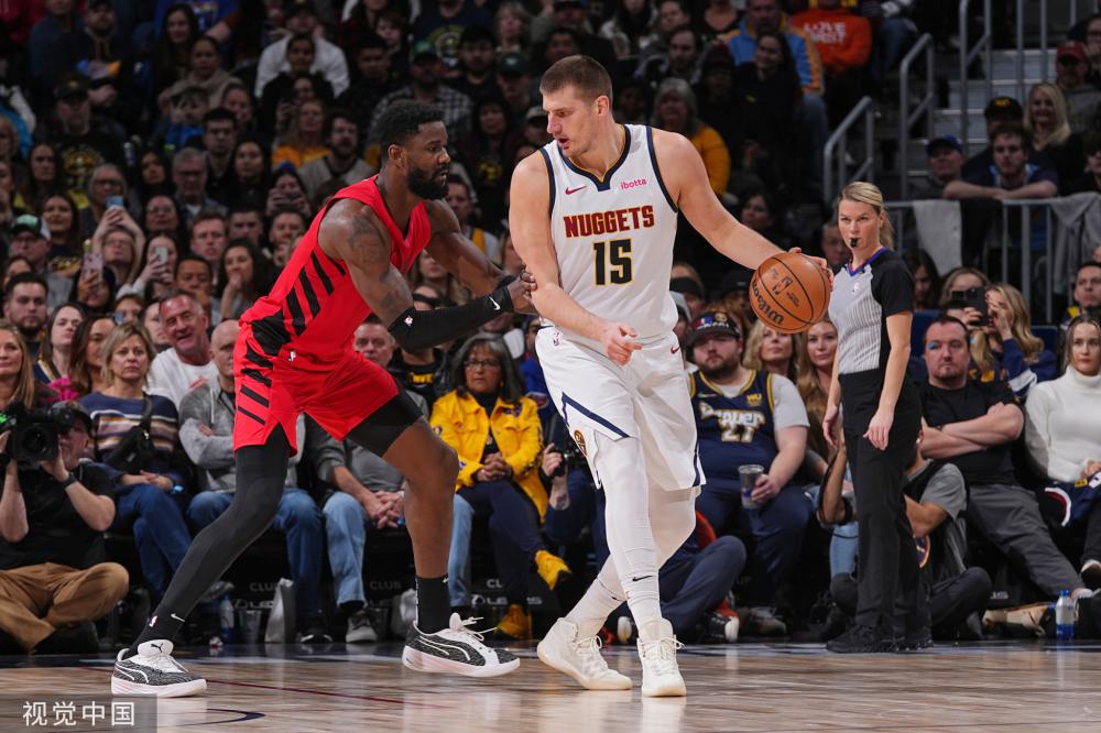 而沃尔夫斯 而沃尔夫斯